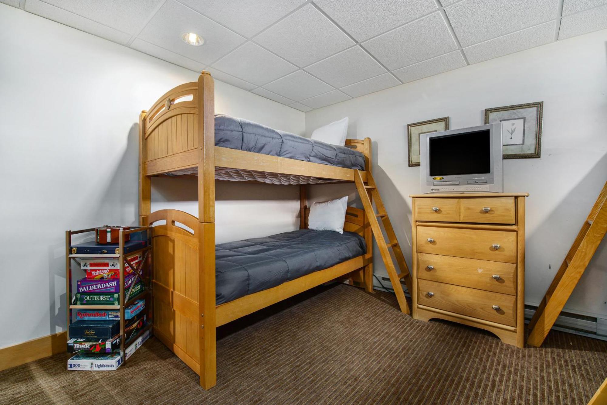 Aparthotel Boyne Mountain Getaway, Unit B Boyne Falls Esterno foto